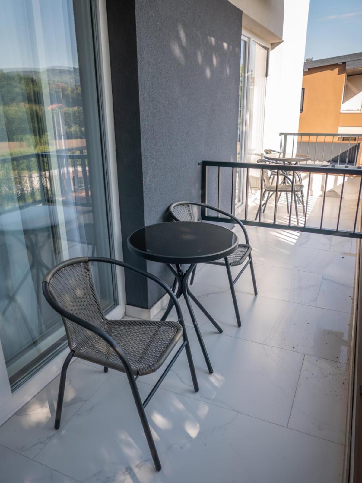 Sunny Corner Apartments Вісоко Екстер'єр фото